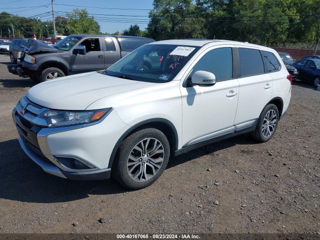 2017 MITSUBISHI OUTLANDER JA4AZ3A3XHZ027485 Photo 1