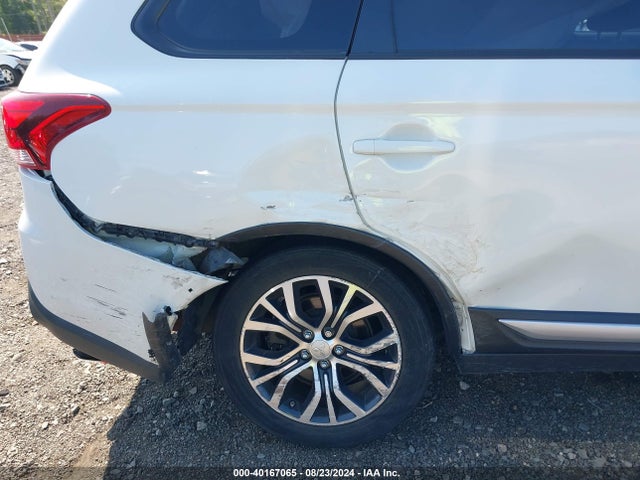 2017 MITSUBISHI OUTLANDER JA4AZ3A3XHZ027485 Photo 5