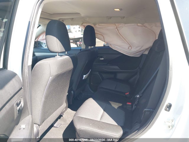 2017 MITSUBISHI OUTLANDER JA4AZ3A3XHZ027485 Photo 7