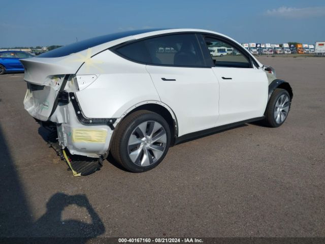 2023 TESLA MODEL Y 7SAYGDEE9PA179807 Photo 3
