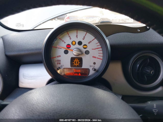2011 MINI COOPER WMWSU3C54BT183441 Photo 6