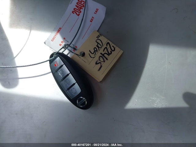 Nissan ROGUE SV 2017 5N1AT2MT9HC878012 Image 11