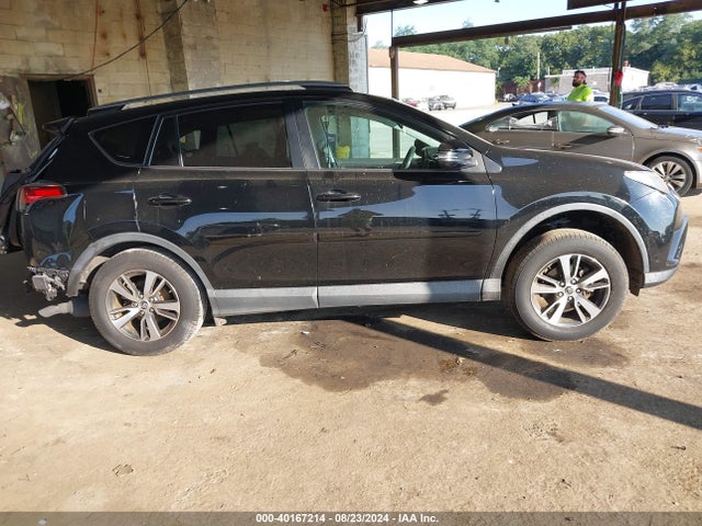 Toyota Rav4 Xle 2017 2T3RFREV1HW641826 Image 13