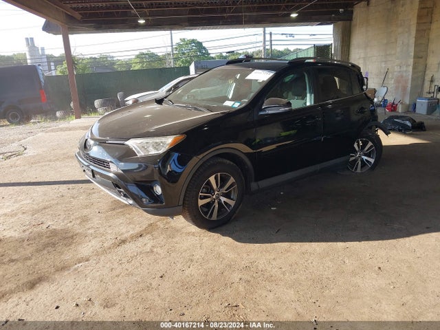 Toyota Rav4 Xle 2017 2T3RFREV1HW641826 Image 2