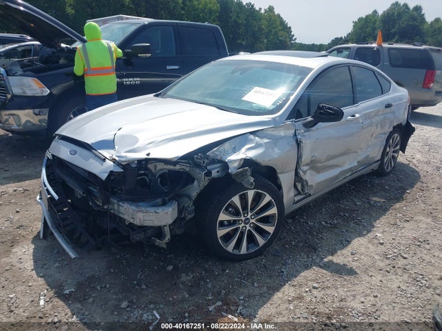 Ford FUSION SE 2019 3FA6P0T96KR269712 Image 2