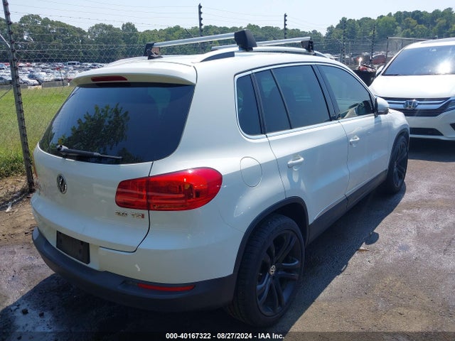 WVGAV3AX2EW555437 Volkswagen TIGUAN SE