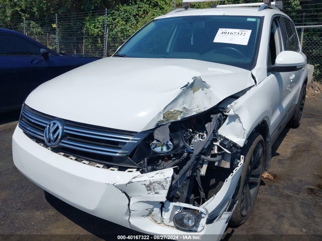 WVGAV3AX2EW555437 Volkswagen TIGUAN SE