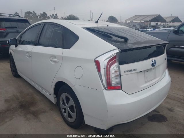 JTDKN3DU8E1776998 Toyota Prius Two
