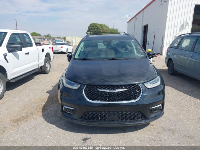 2C4RC1BG5NR169085 Chrysler Pacifica Touring L