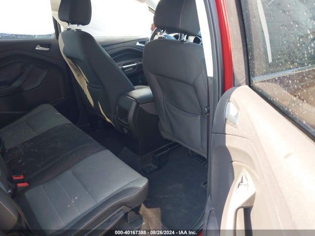 1FMCU0GX5GUB00842 Ford ESCAPE SE