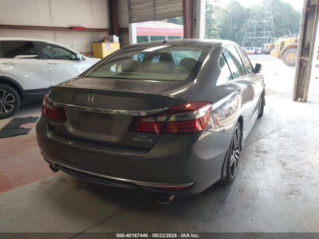 1HGCR3F98GA006855 Honda Accord Touring
