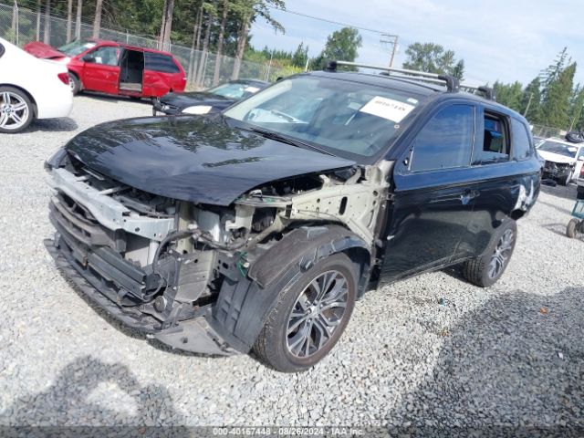 JA4AZ3A33JJ000973 Mitsubishi Outlander Se