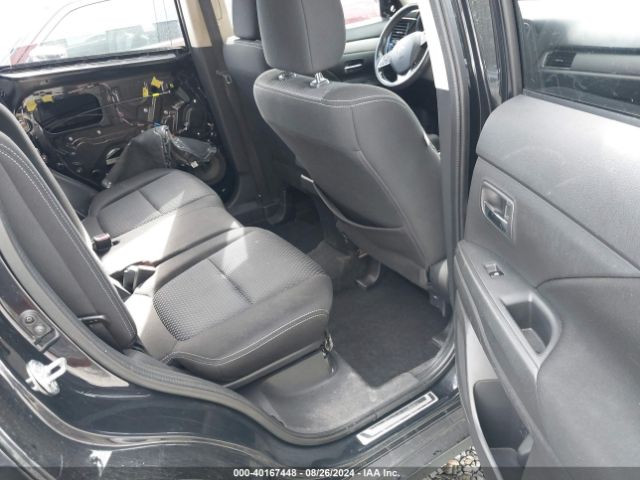 JA4AZ3A33JJ000973 Mitsubishi Outlander Se