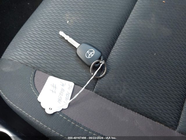 2T1BURHE1KC219012 Toyota COROLLA LE