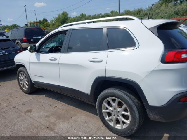 1C4PJMLB8JD598087 Jeep Cherokee Latitude Plus 4x4