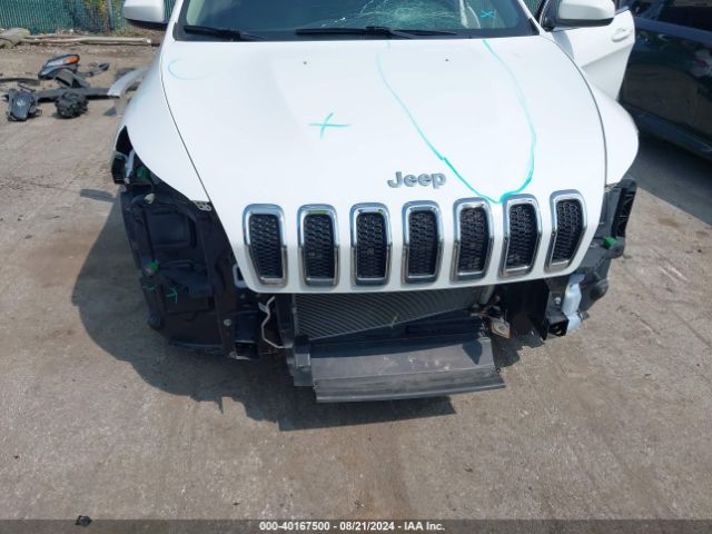 1C4PJMLB8JD598087 Jeep Cherokee Latitude Plus 4x4