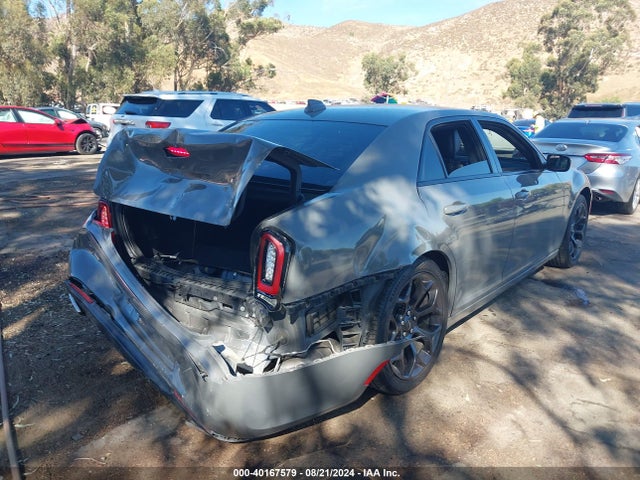 2C3CCABG2KH562800 Chrysler 300 300s