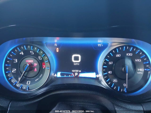 2C3CCABG2KH562800 Chrysler 300 300s