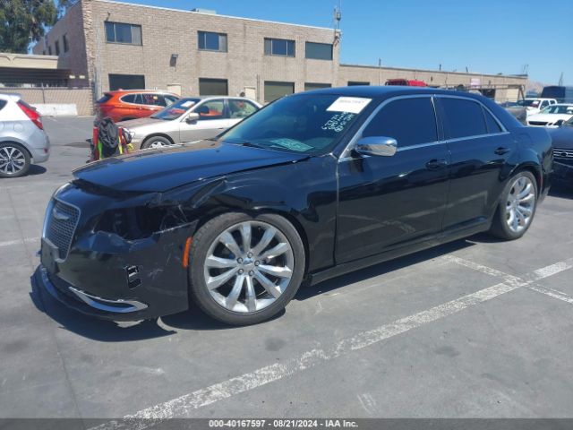 2C3CCAAG9JH308825 Chrysler 300 Touring