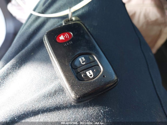Toyota Prius Two 2015 JTDKN3DU7F1995422 Image 11