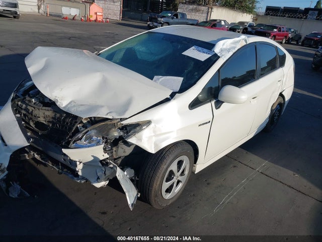 Toyota Prius Two 2015 JTDKN3DU7F1995422 Image 2