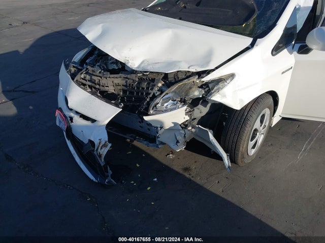 Toyota Prius Two 2015 JTDKN3DU7F1995422 Image 6