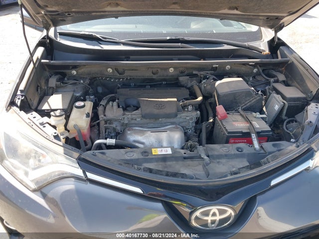 Toyota Rav4 Xle 2017 JTMRFREV8HJ706993 Image 10