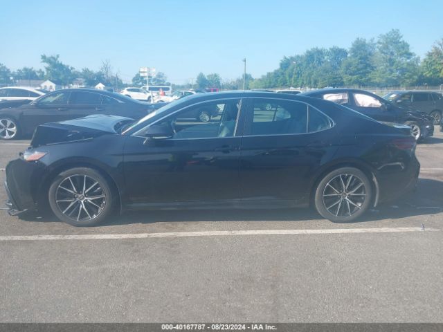 4T1G11BK1MU046530 Toyota Camry Se Awd