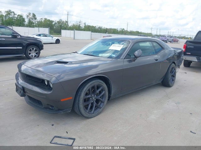 2C3CDZAG8LH210996 Dodge Challenger Sxt