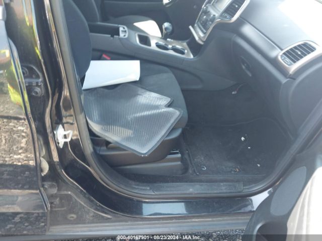 1C4RJFAG8FC758470 Jeep Grand Cherokee Laredo