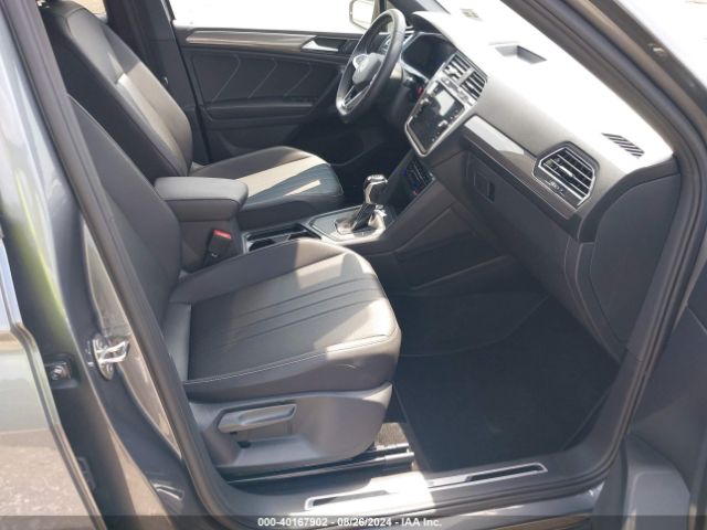 2023 VOLKSWAGEN TIGUAN 3VVCB7AXXPM064423 Photo 4