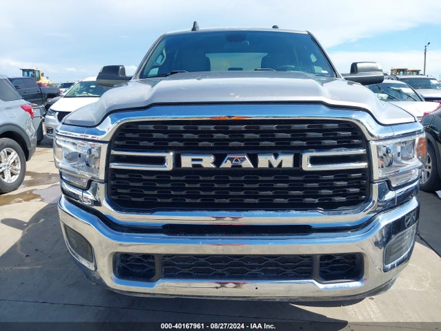 3C6UR5DJ0NG231871 RAM 2500 Big Horn  4x4 6'4 Box