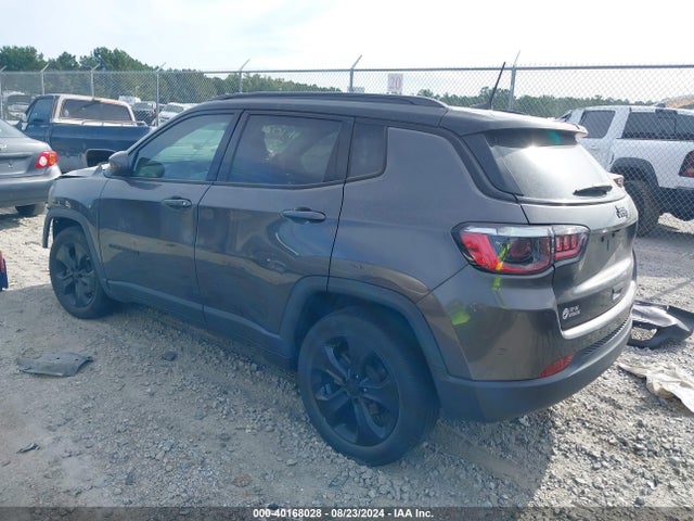 3C4NJCBB6MT526497 Jeep Compass Altitude Fwd