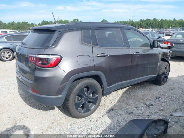 3C4NJCBB6MT526497 Jeep Compass Altitude Fwd
