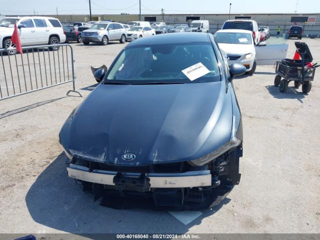 5XXG14J22MG047795 KIA K5 LXS