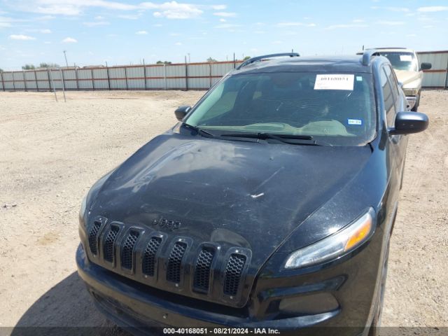 1C4PJLAB1HW547574 Jeep Cherokee Altitude Fwd