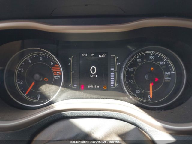 1C4PJLAB1HW547574 Jeep Cherokee Altitude Fwd