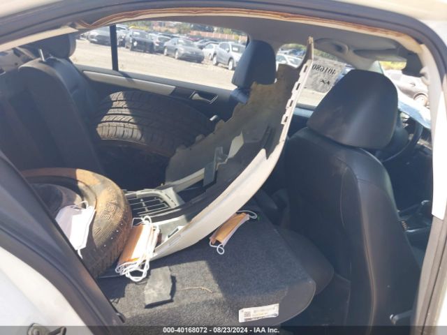 3VWD17AJXEM287931 Volkswagen Jetta 1.8t Se
