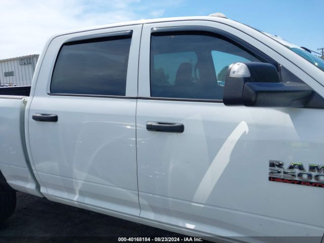 3C6UR5CL1JG390931 RAM 2500 Tradesman  4x4 6'4 Box