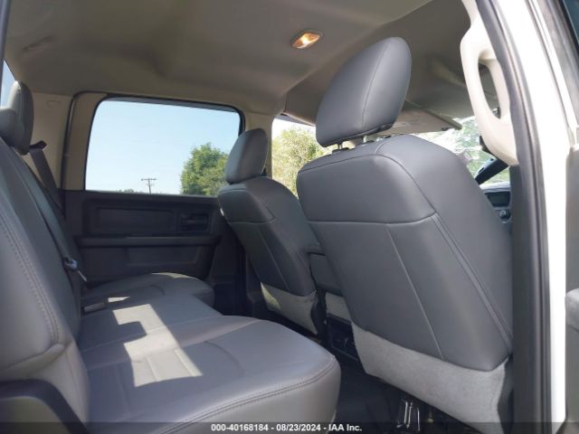 3C6UR5CL1JG390931 RAM 2500 Tradesman  4x4 6'4 Box