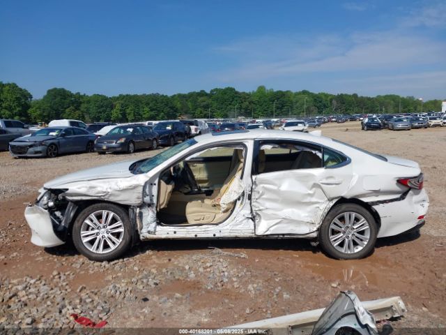 JTHBK1GG7F2174686 Lexus ES 350