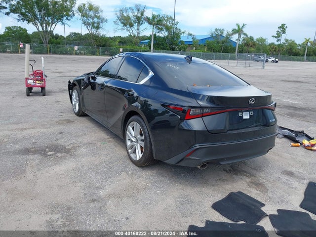 Lexus IS 300 2024 JTHCA1D23R5131823 Image 3