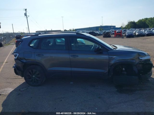 3VVDX7B22NM003489 Volkswagen Taos 1.5t S