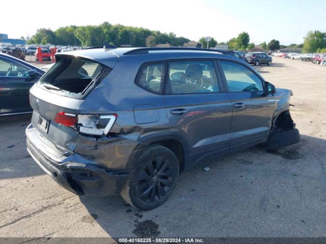 3VVDX7B22NM003489 Volkswagen Taos 1.5t S