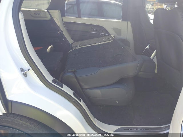 SALKPBE70NA002850 Land Rover New Range Rover P530 Se