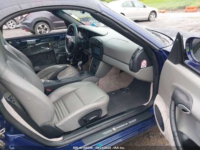 2002 PORSCHE BOXSTER WP0CA29882U625384 Photo 4