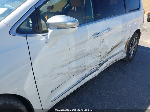 2C4RC3PGXMR575561 Chrysler Pacifica Pinnacle Awd