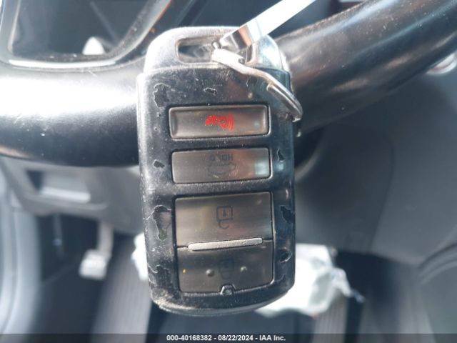 KNALC4J14H5072673 KIA Cadenza Premium