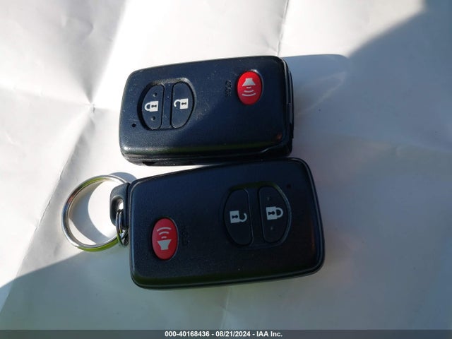 JTDKN3DU9F0402648 Toyota Prius Persona Series Special Edition