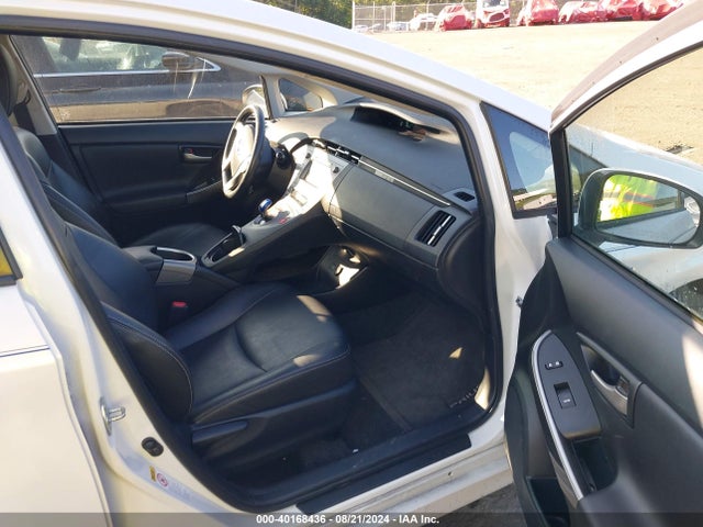 JTDKN3DU9F0402648 Toyota Prius Persona Series Special Edition